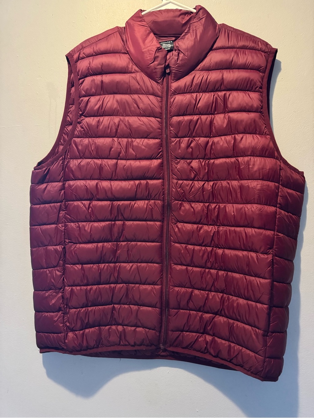 Jockey Men's Quilted Puffer Vest - Burgundy